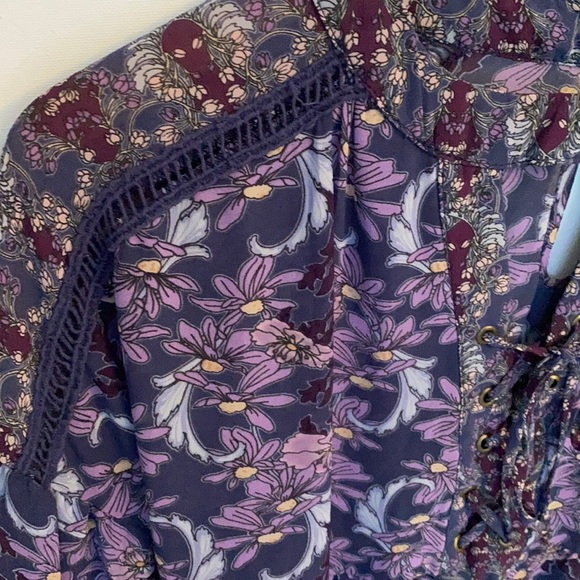 Xhilaration Floral Long Sleeve Peplum Boho Top, Size Medium - Picture 2 of 12